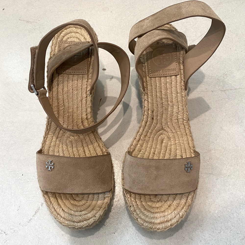 Tory Burch Suede Wedge Sandals Nude 7.5